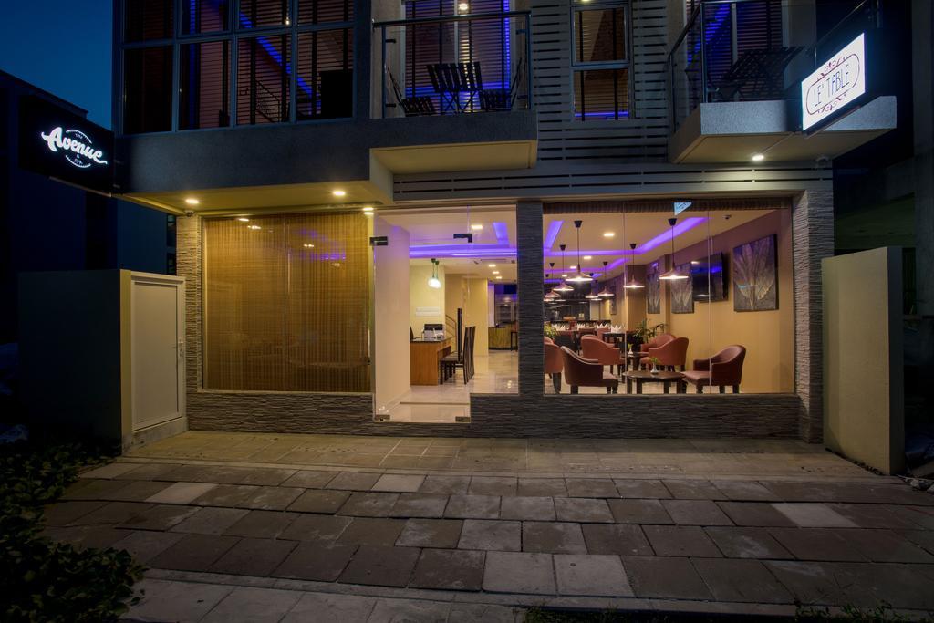 The Avenue & Spa Hotel Hulhumale Exterior photo